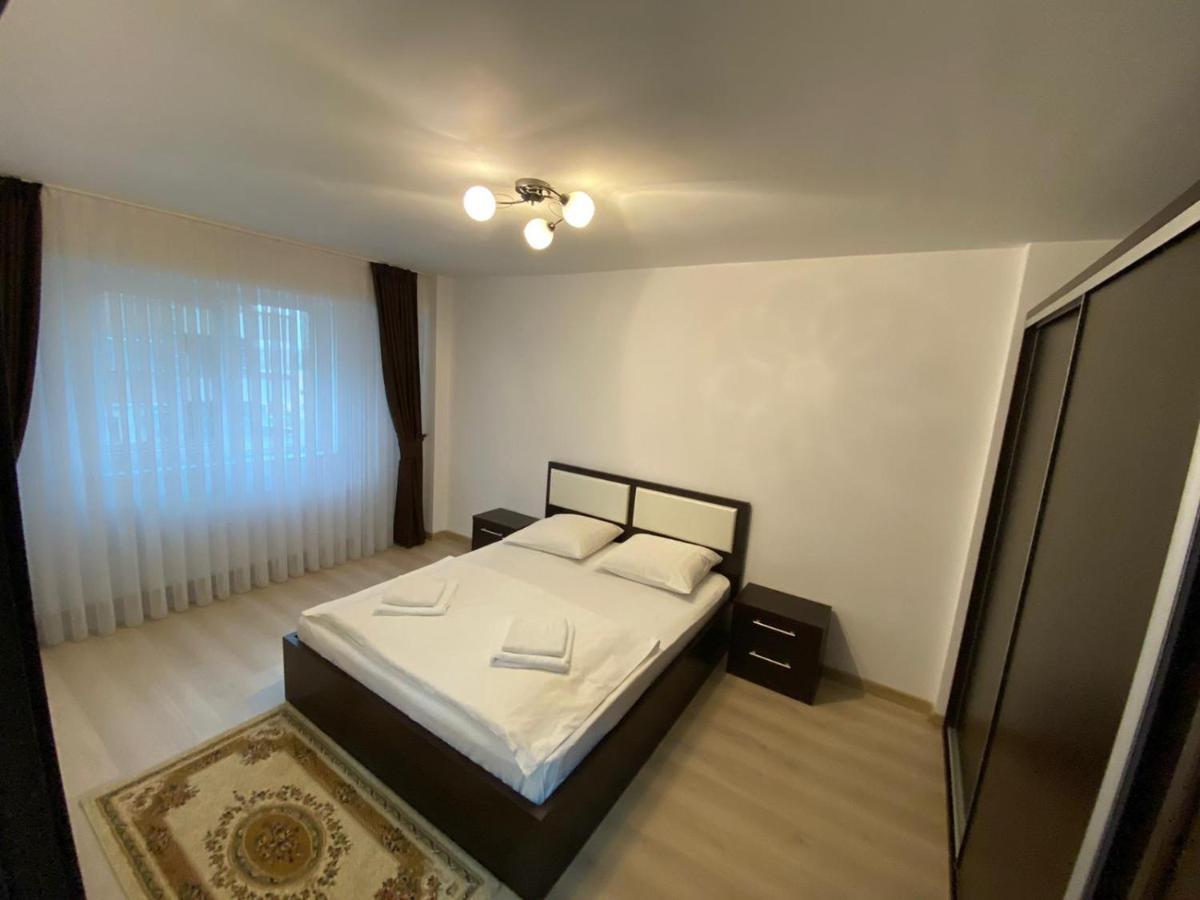 Apartament Stefan Lejlighed Oradea Eksteriør billede
